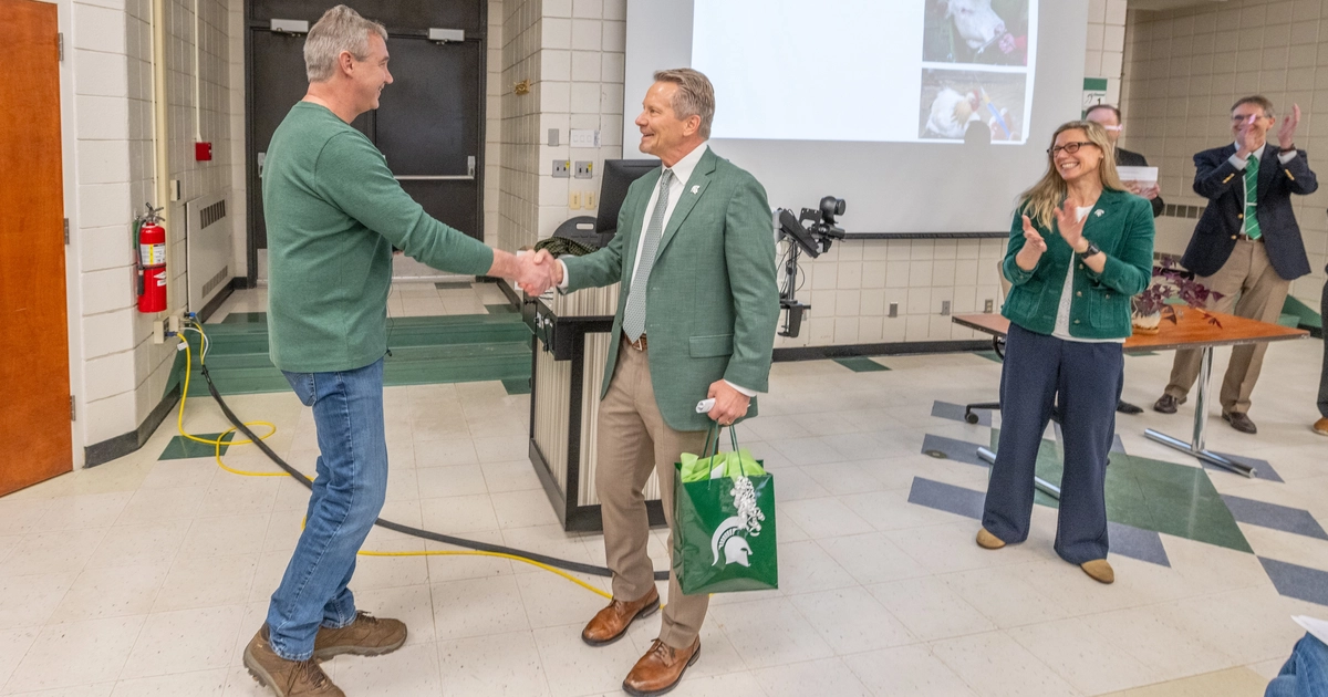Ording receives President’s Distinguished Teaching Award | MSUToday ...