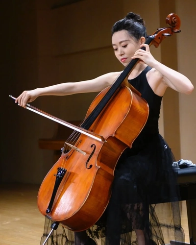 Woman playing cello