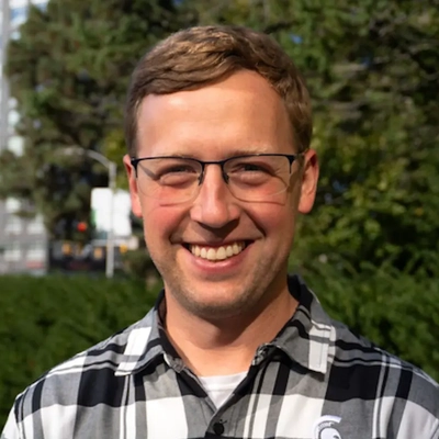 Headshot of Eric Walcott