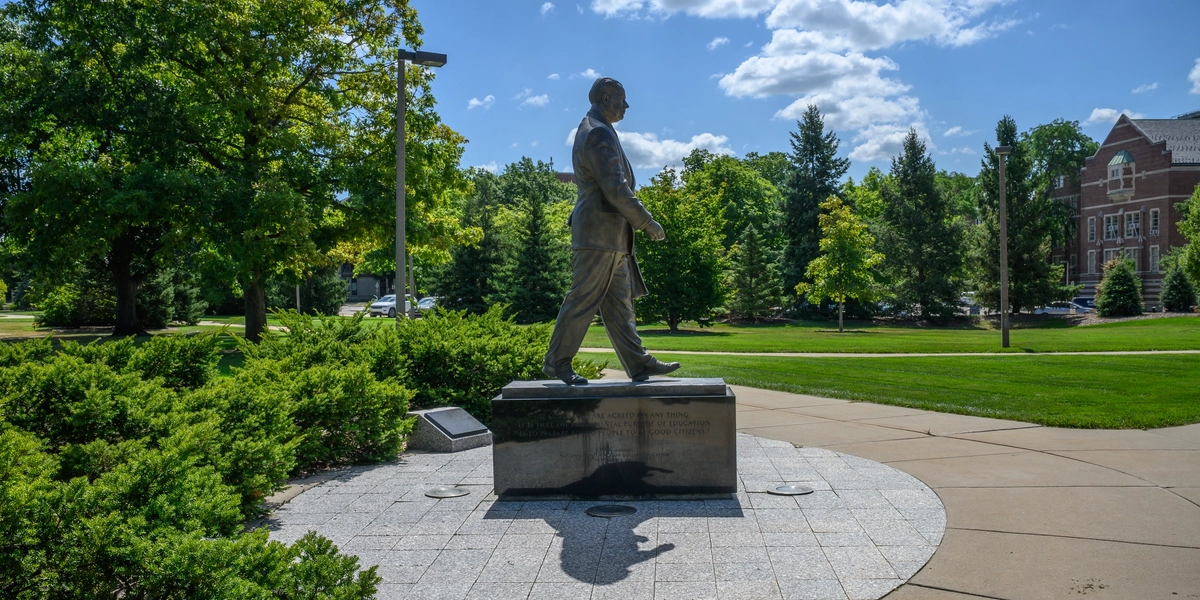 John Hannah statue on a summer day