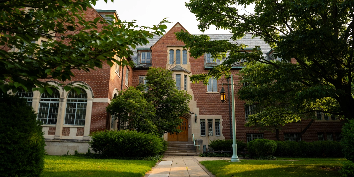 The main entrance of Gilchrist Hall
