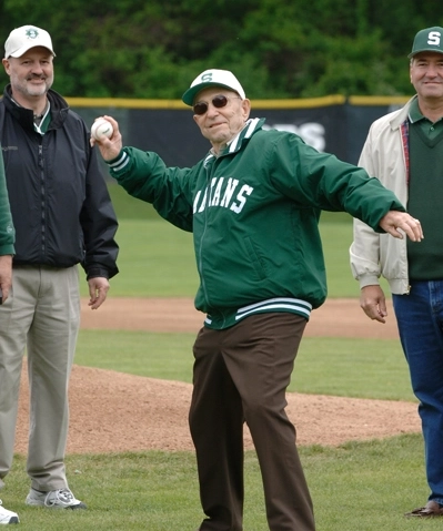 Danny Litwhiler throws a pitch.