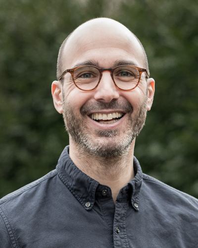 Headshot of Dar Meshi