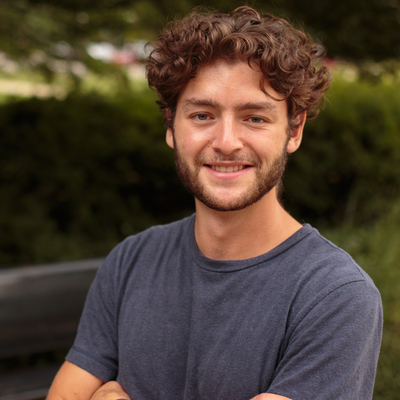 Headshot of Gabriel Hales